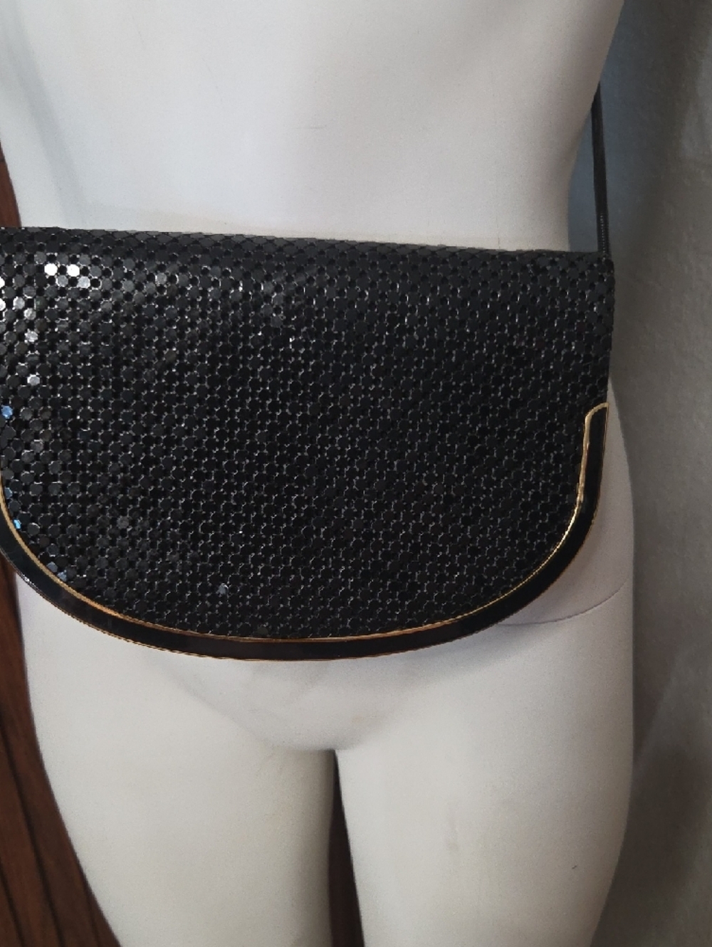 Vitage 1970/1980 Black Sequin Crossbody Bag with Gold Trim - Picture 2 of 5